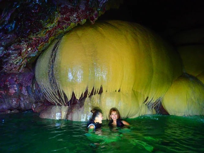 🏖️ 보라 샘 해변 (보라가 비치) 이미지 4